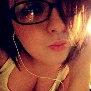 Meet your Posher, Karlei